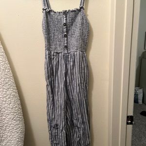 Hollister jumper with detachable straps